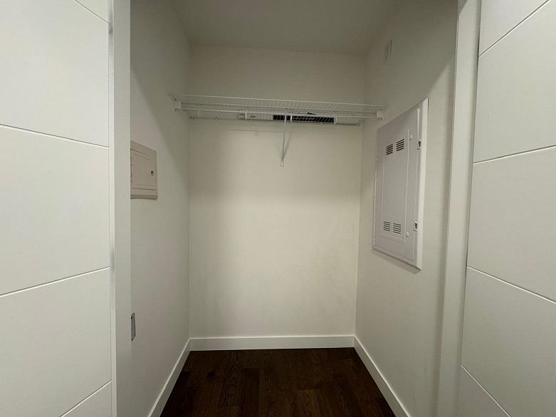 111 5077 Cambie Street