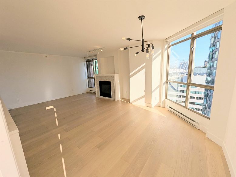 1903 867 Hamilton Street