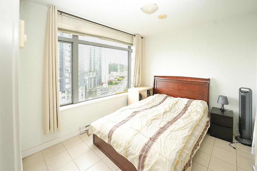 1808 3660 Vanness Avenue