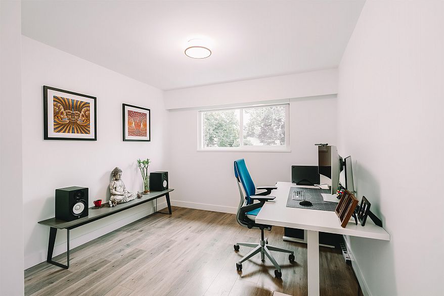 5885 Sherbrooke Street