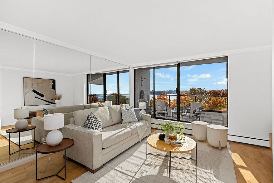 503 1995 Beach Avenue