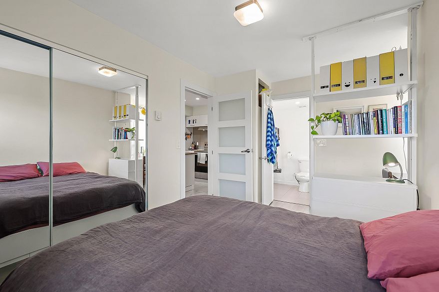 401 16 Lakewood Drive