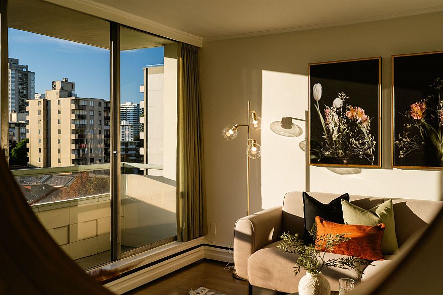 803 1967 Barclay Street