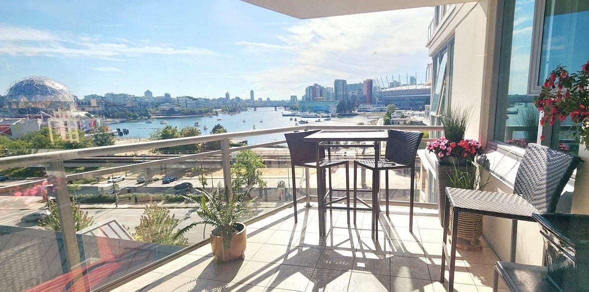 804 120 Milross Avenue