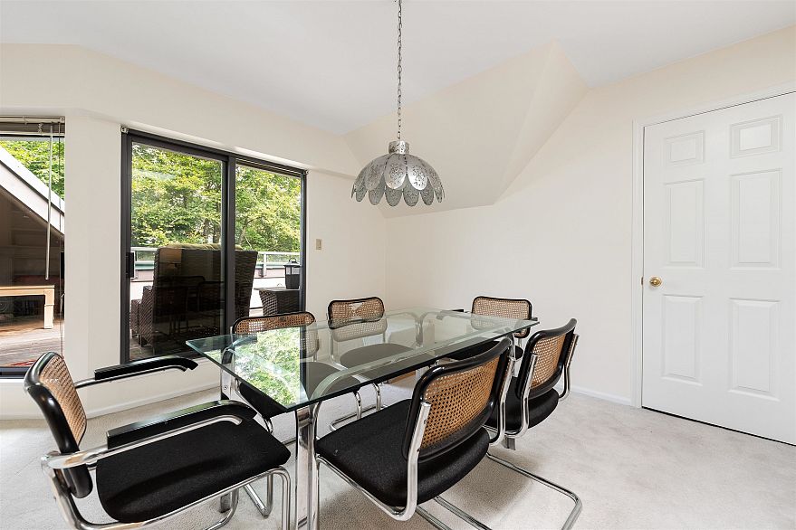 E403 628 W 12th Avenue