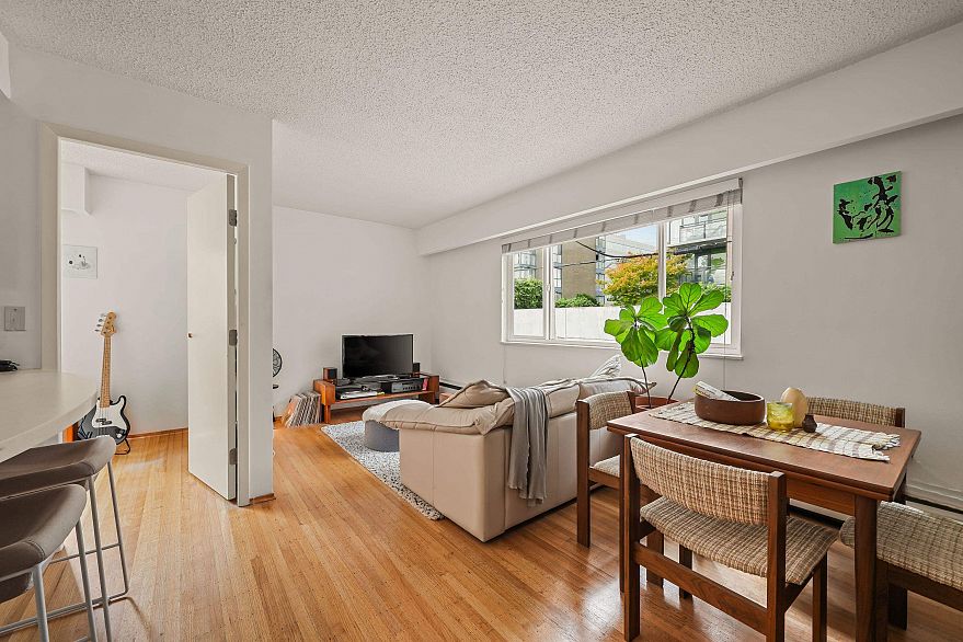 2 1235 W 10th Avenue