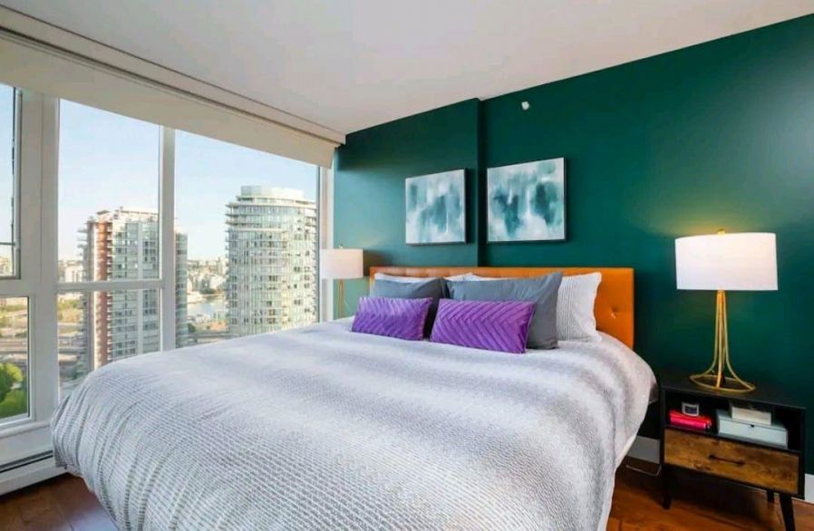 2503 183 Keefer Place