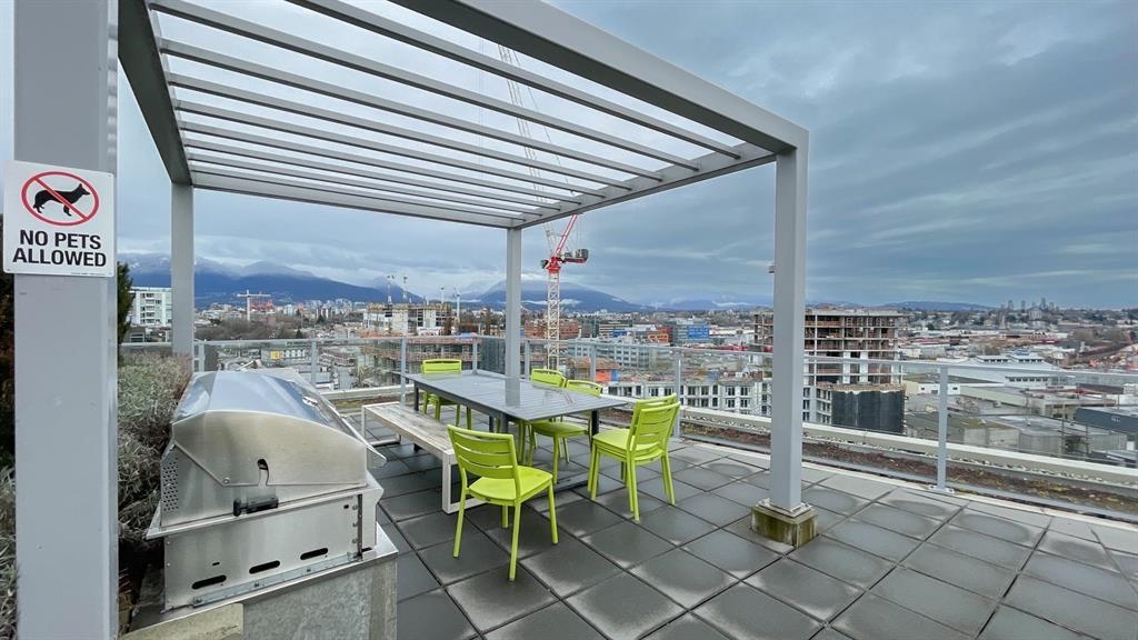 401 180 E 2nd Avenue