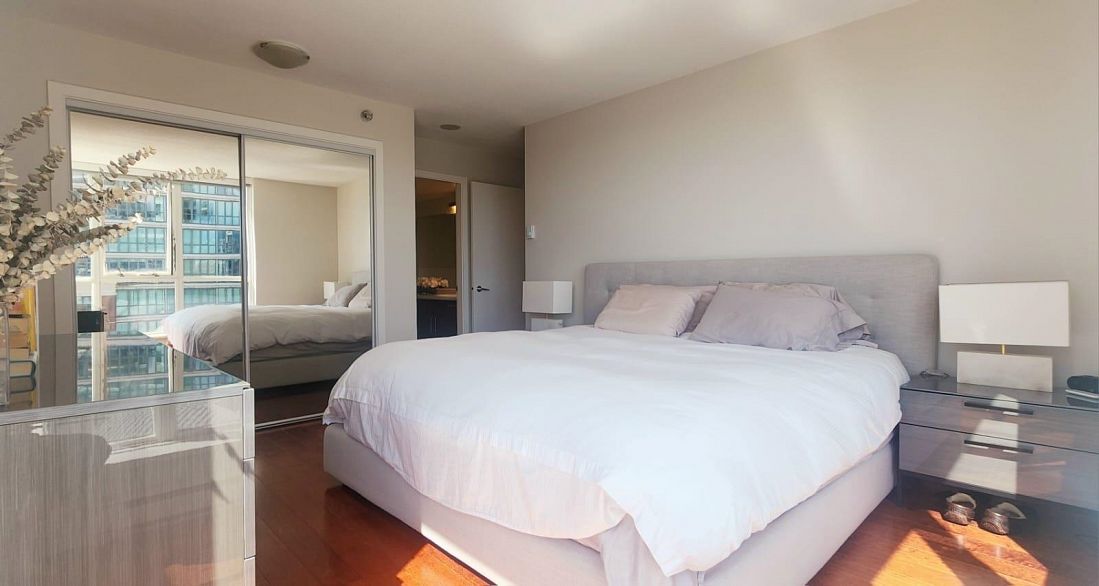 804 120 Milross Avenue