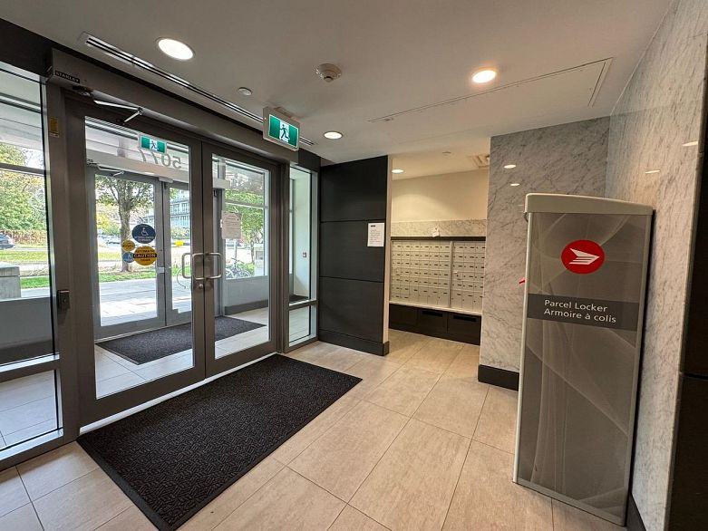 111 5077 Cambie Street