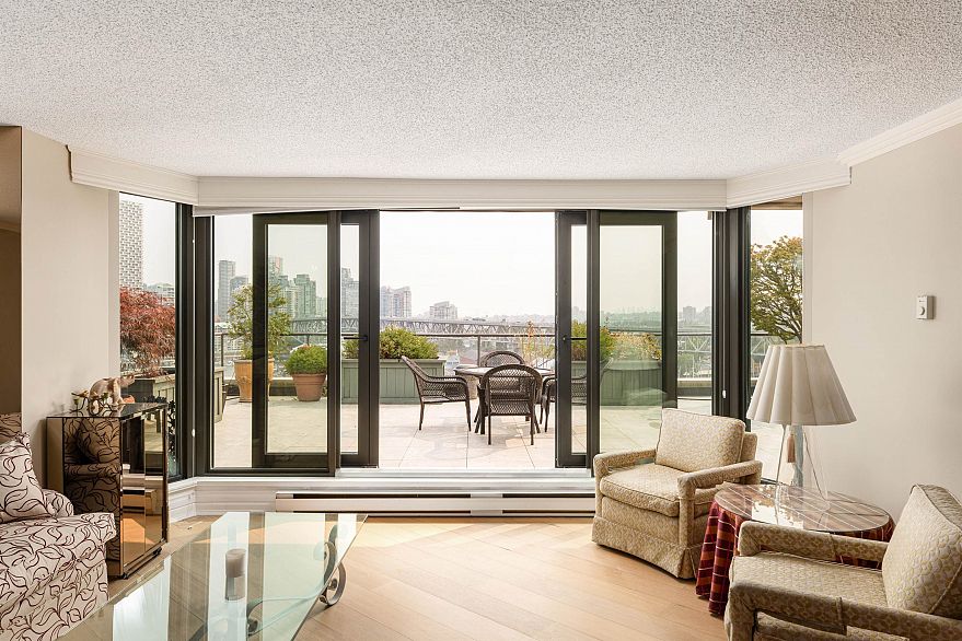 1009 1450 Pennyfarthing Drive