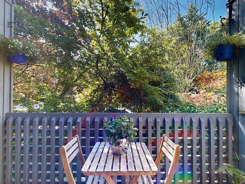 208 2173 W 6th Avenue