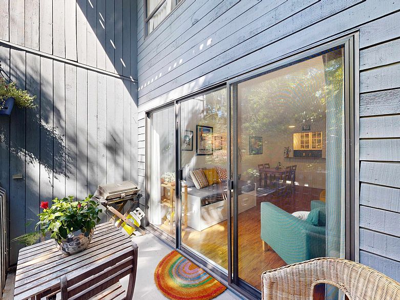 208 2173 W 6th Avenue