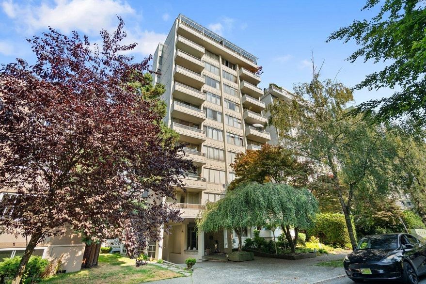 803 1967 Barclay Street