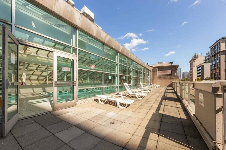 810 438 Seymour Street