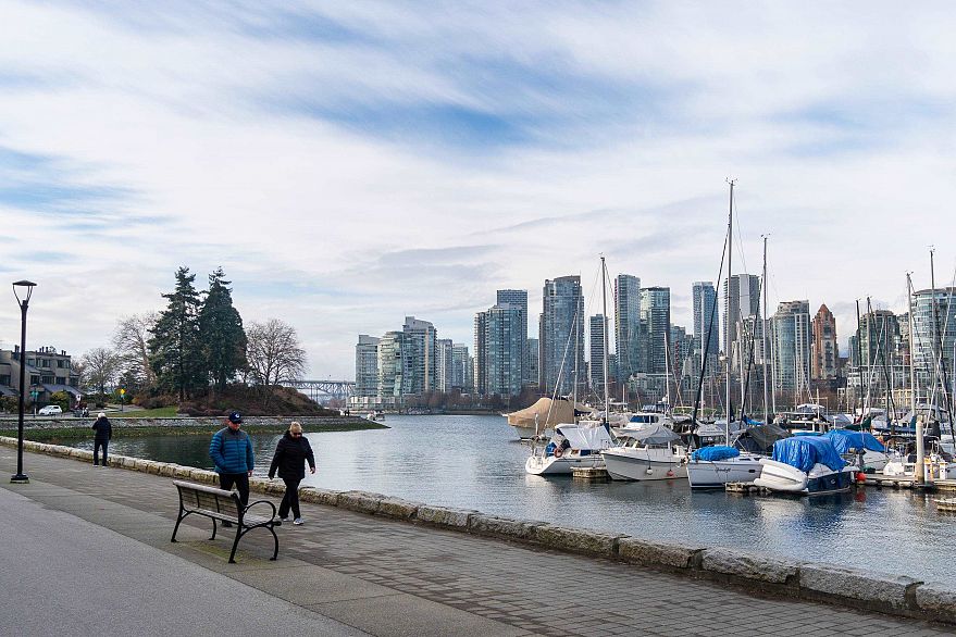 527 666 Leg In Boot Square