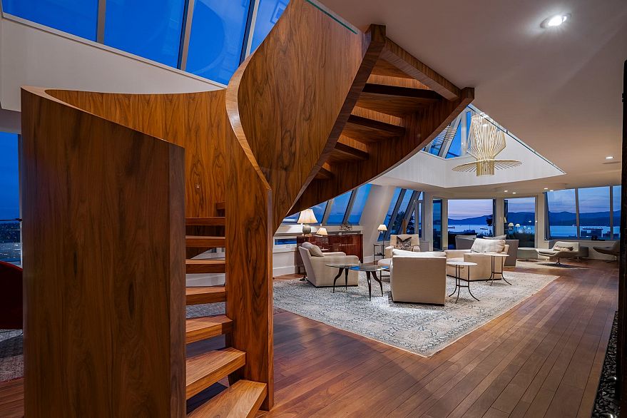 PH2501 1020 Harwood Street