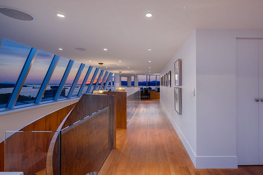 PH2501 1020 Harwood Street