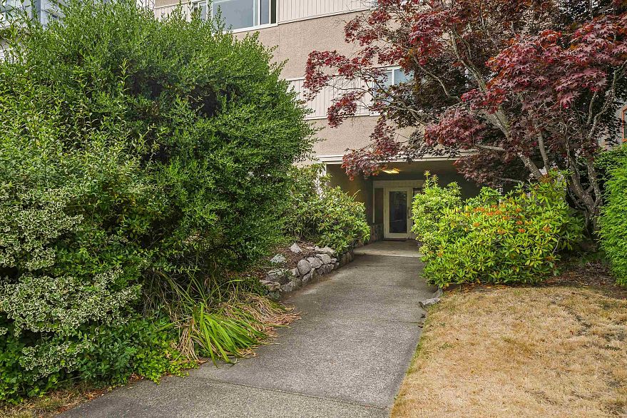 2 1235 W 10th Avenue