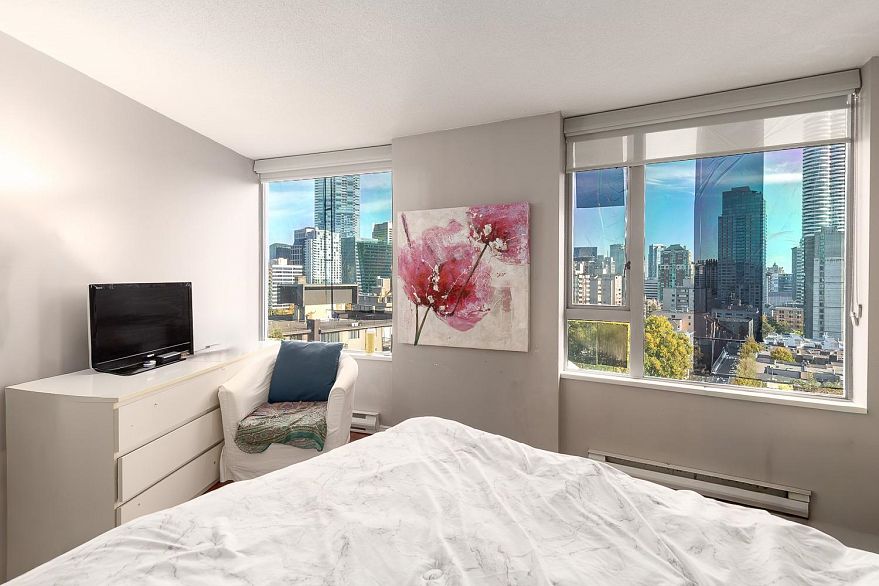 1503 1277 Nelson Street