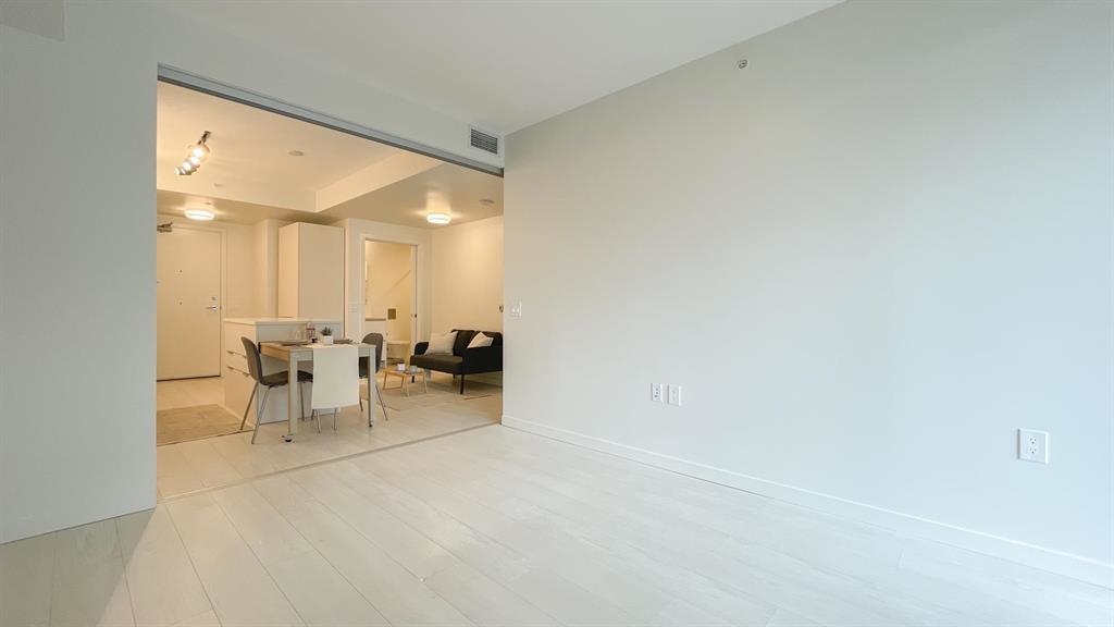 401 180 E 2nd Avenue