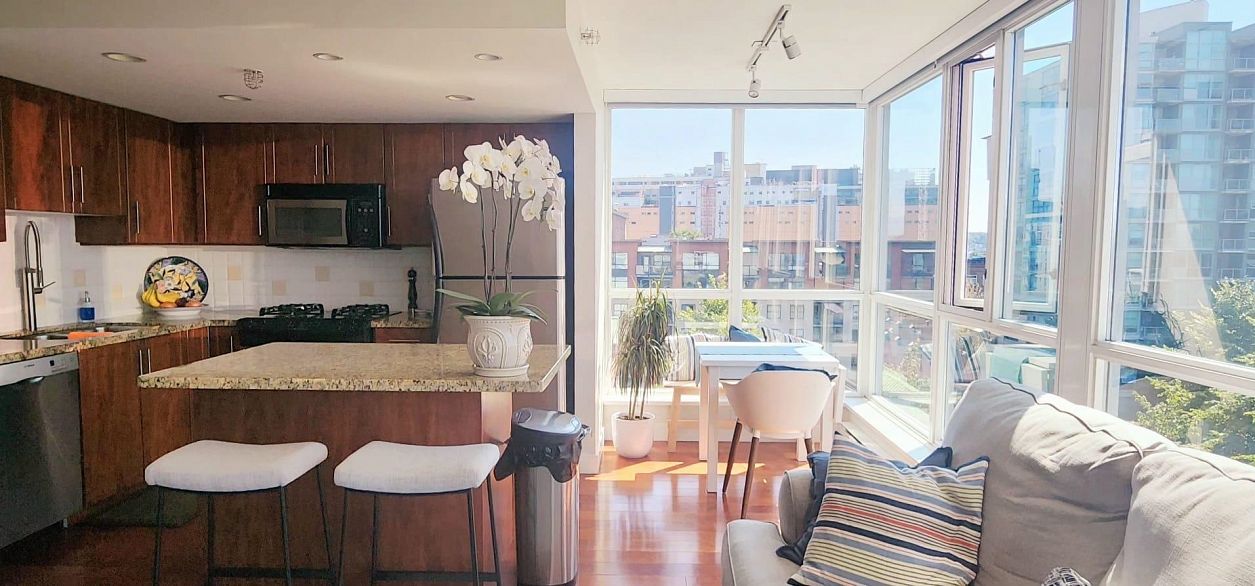 804 120 Milross Avenue