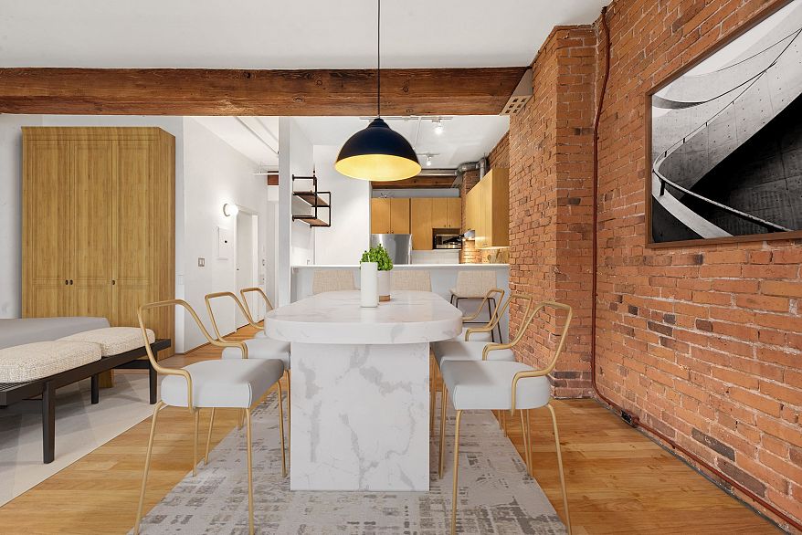 406 518 Beatty Street