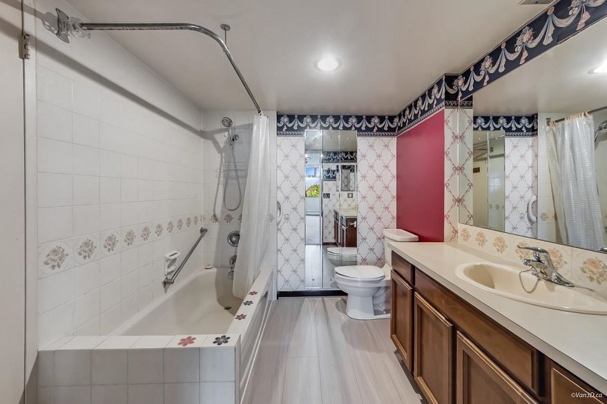 602 2445 W 3rd Avenue