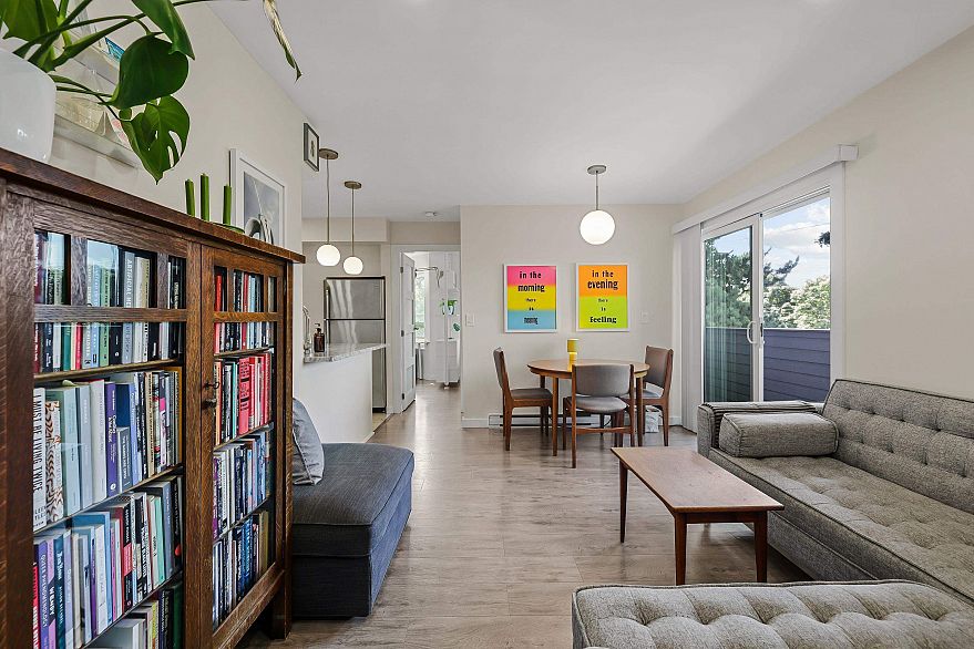 401 16 Lakewood Drive