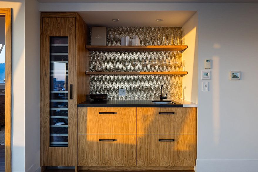 PH2501 1020 Harwood Street