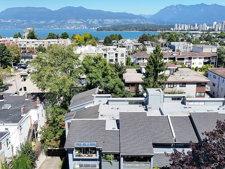 208 2173 W 6th Avenue