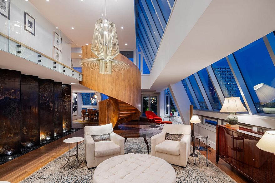 PH2501 1020 Harwood Street