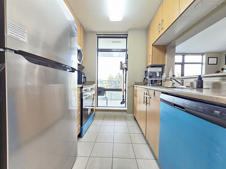 905 3660 Vanness Avenue