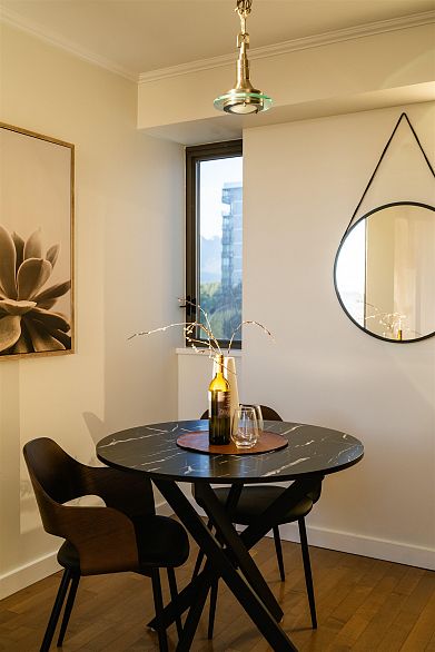 803 1967 Barclay Street