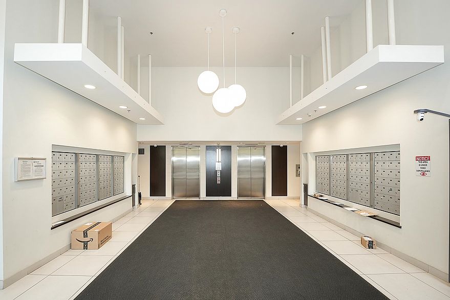 1808 3660 Vanness Avenue