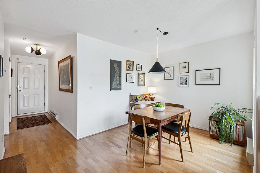 304 2121 W 5th Avenue