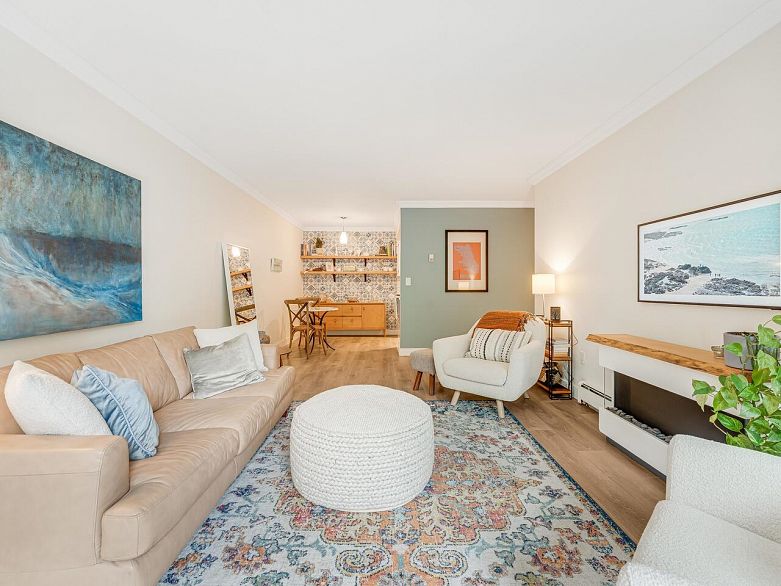 209 2366 Wall Street