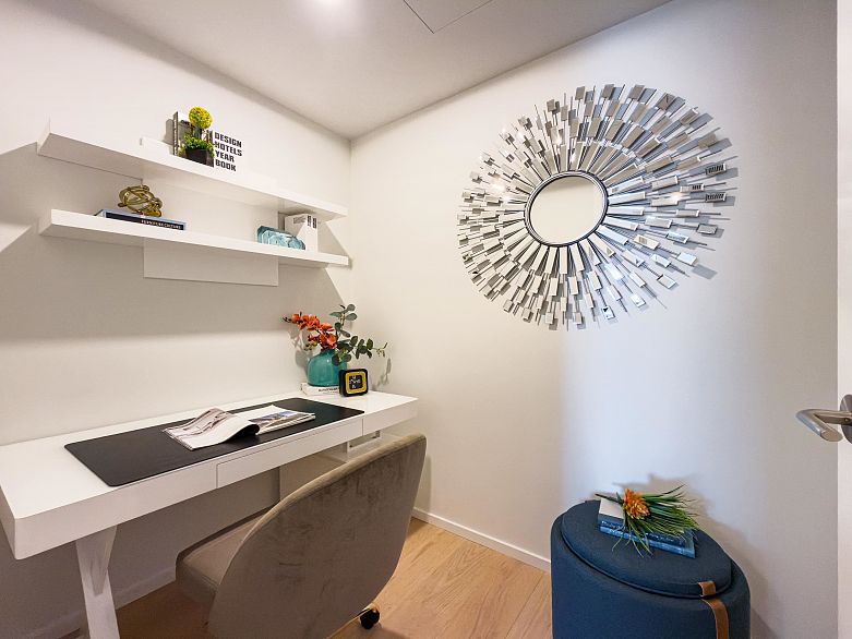 3403 1568 Alberni Street