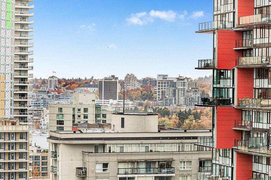 1506 789 Drake Street