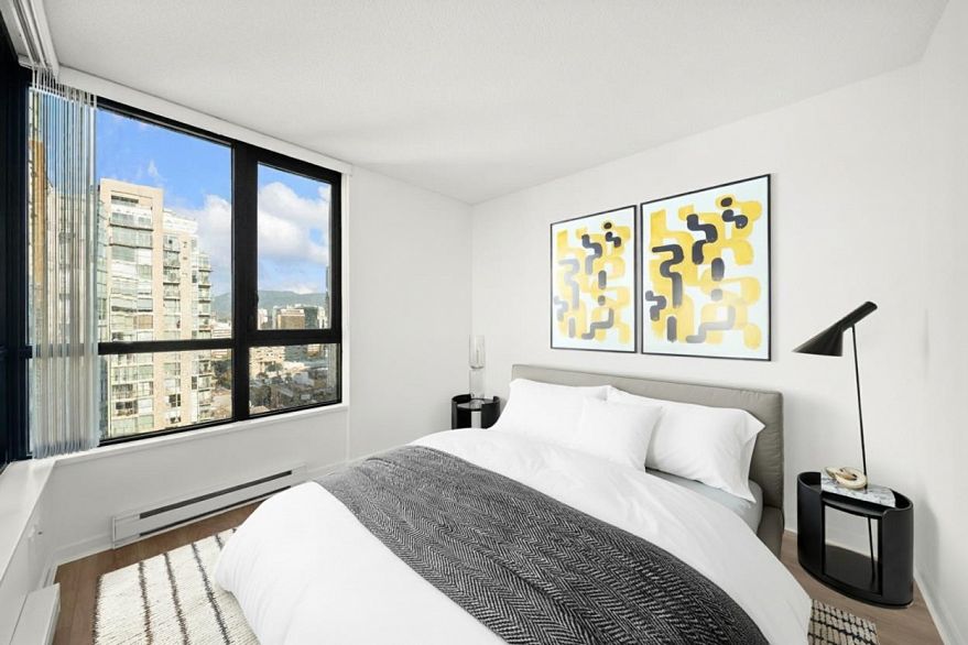 2701 928 Homer Street