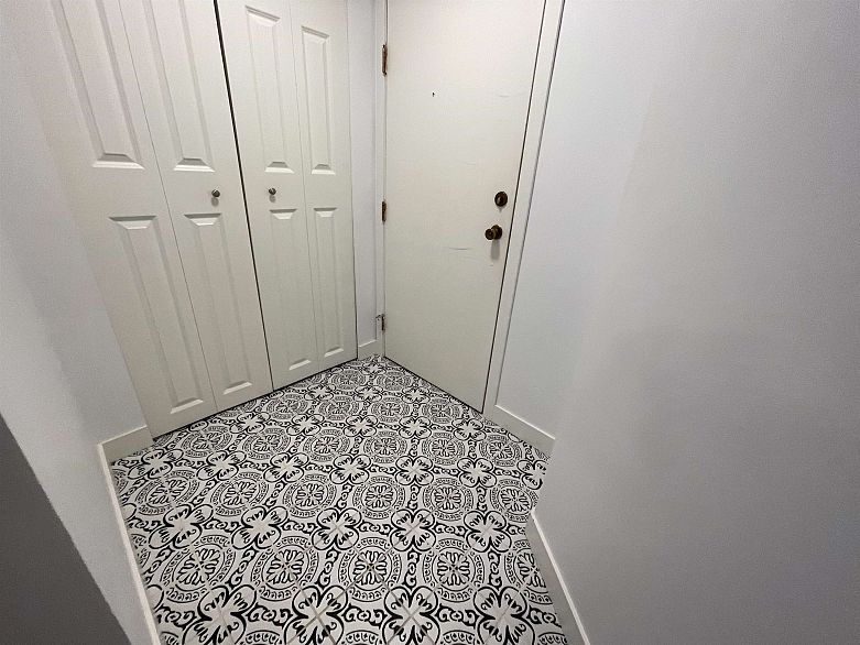 312 1215 Pacific Street