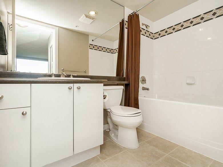 403 1425 W 6th Avenue