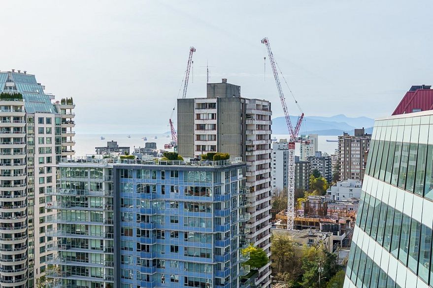 2102 1289 Hornby Street