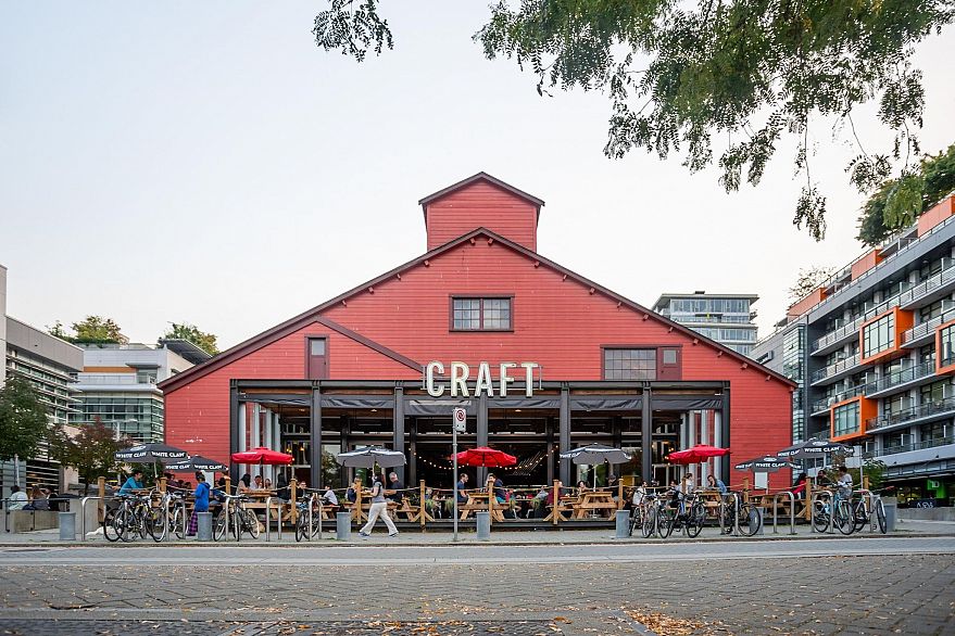 365 250 E 6th Avenue