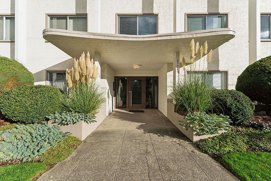 103 2776 Pine Street