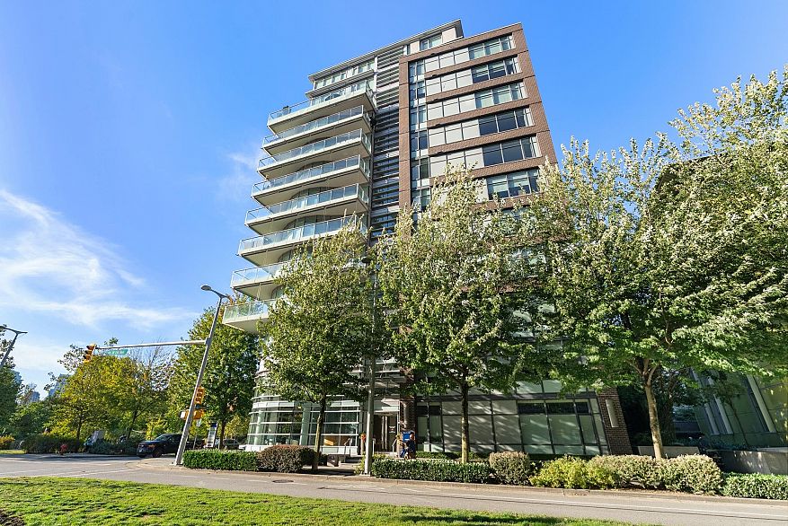 1104 181 W 1st Avenue