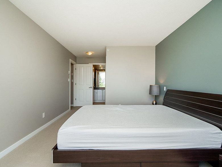 403 1425 W 6th Avenue