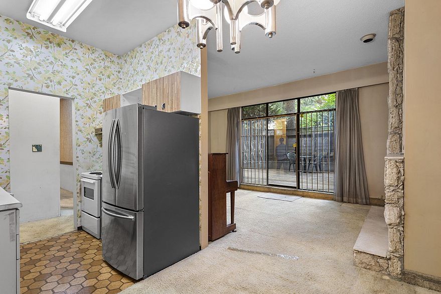 204 1345 W 15th Avenue