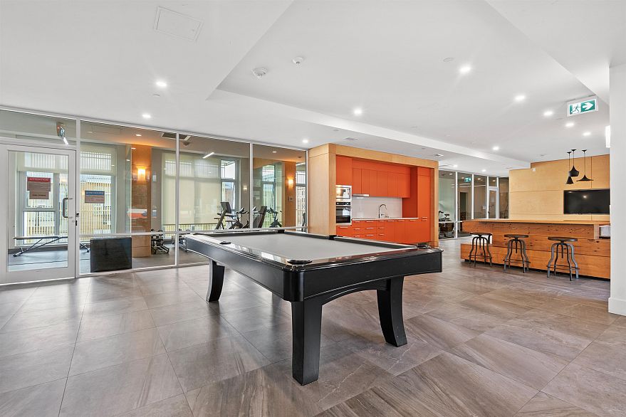 1812 285 E 10th Avenue