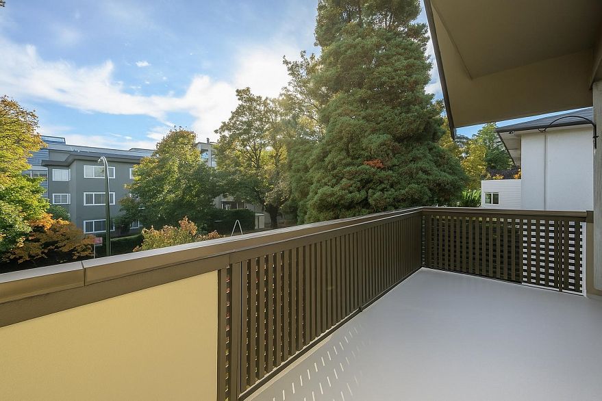 307 1963 W 3rd Avenue